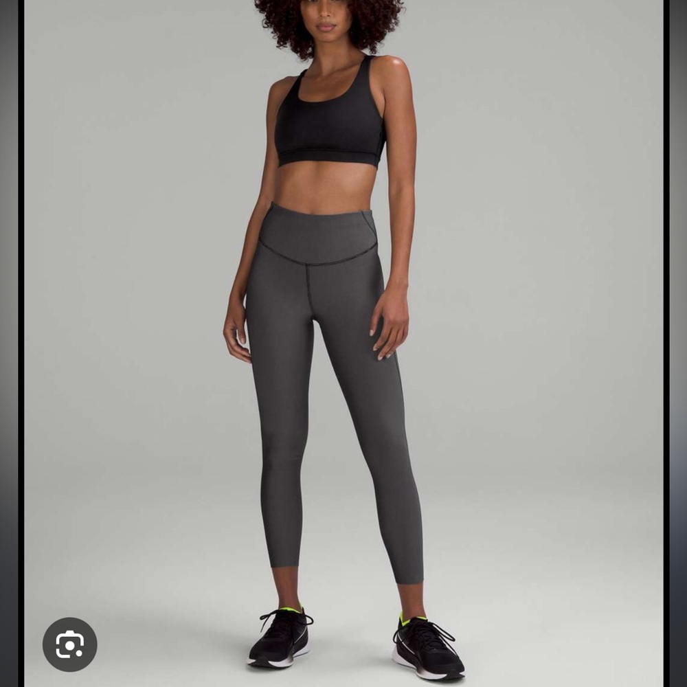 Lululemon Base Pace HR tight. Ribbed. Two tone. 25”
